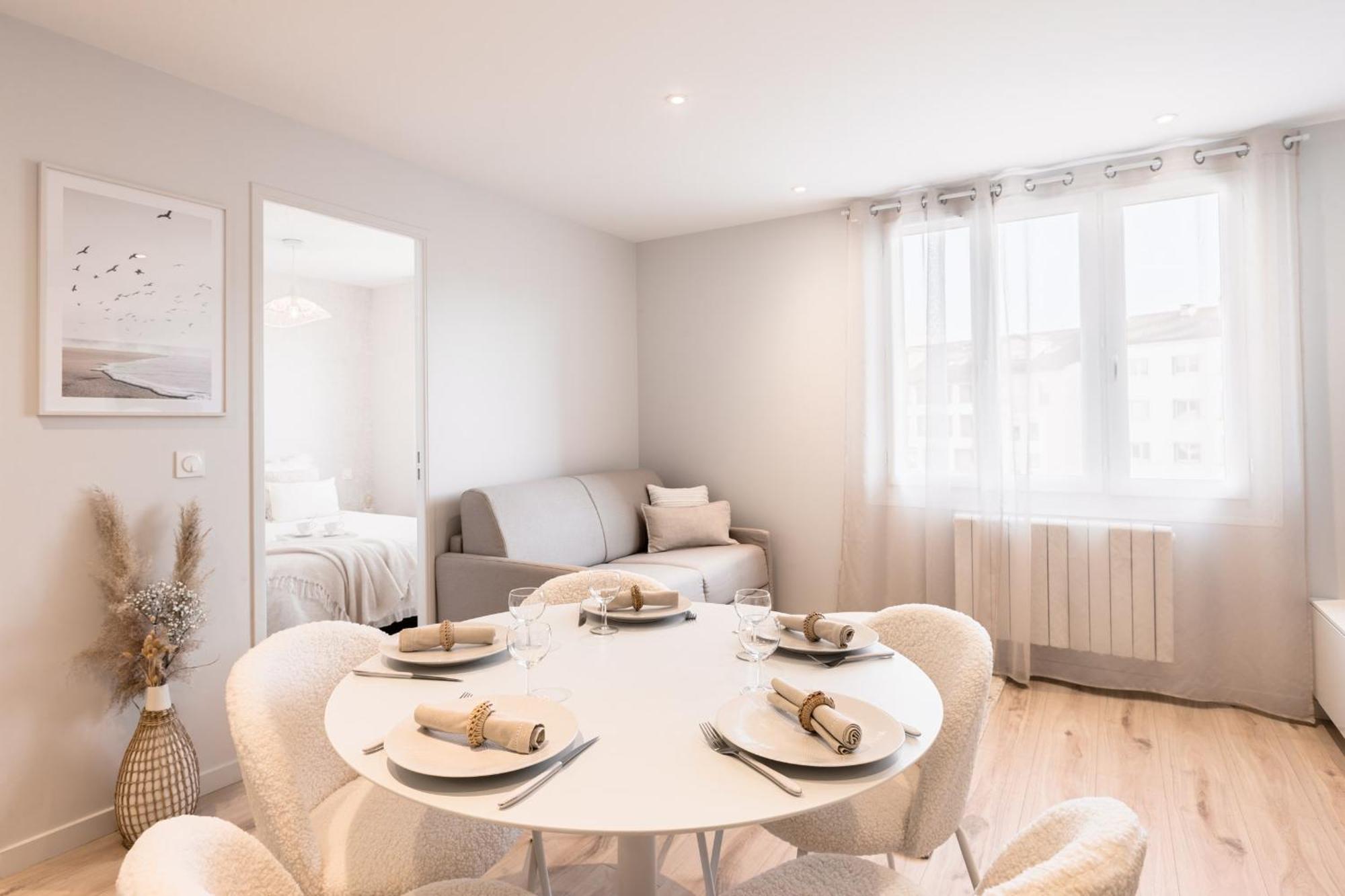 Le Santorin Elegant Calme Parking Apartment Annecy Luaran gambar